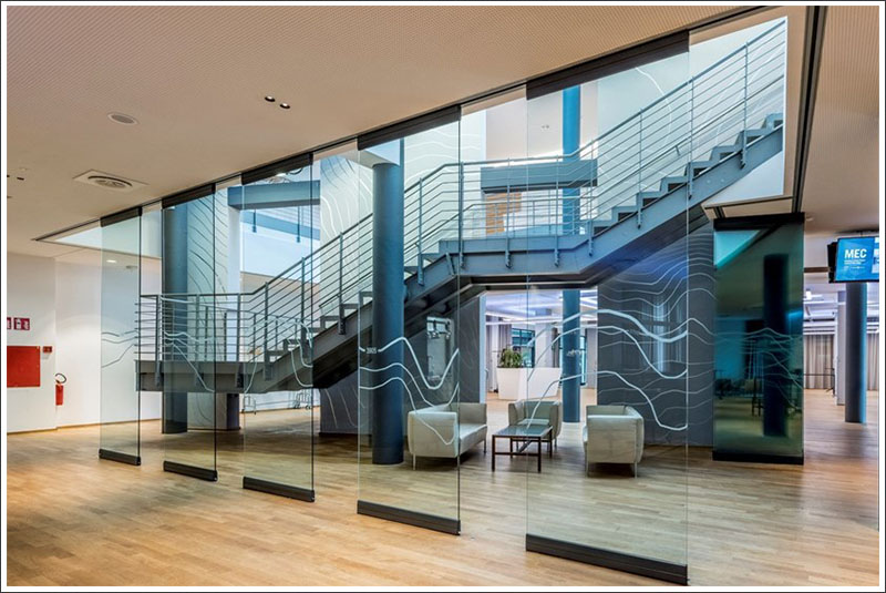 Operable Frameless Glass Wall